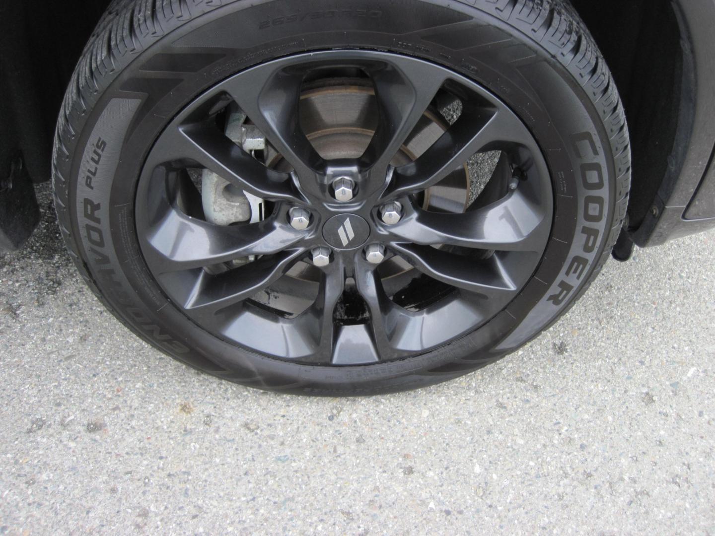 2021 gray /black Dodge Durango GT AWD (1C4RDJDG1MC) with an 3.6L V6 DOHC 24V engine, 8A transmission, located at 9530 Old Seward Highway, Anchorage, AK, 99515, (907) 349-3343, 61.134140, -149.865570 - Low Miles on this 2021 Dodge Durango GT Plus awd, come take a test drive.- Photo#3