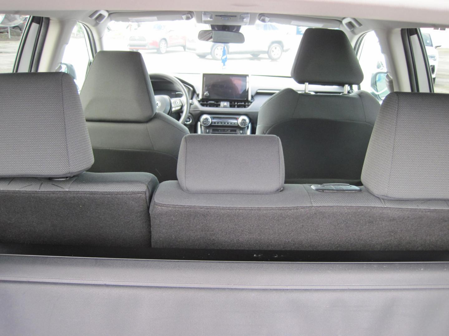 2023 silver /gray Toyota RAV4 XLE AWD (2T3P1RFV5PW) with an 2.5L L4 DOHC 16V engine, 8A transmission, located at 9530 Old Seward Highway, Anchorage, AK, 99515, (907) 349-3343, 61.134140, -149.865570- Photo#7