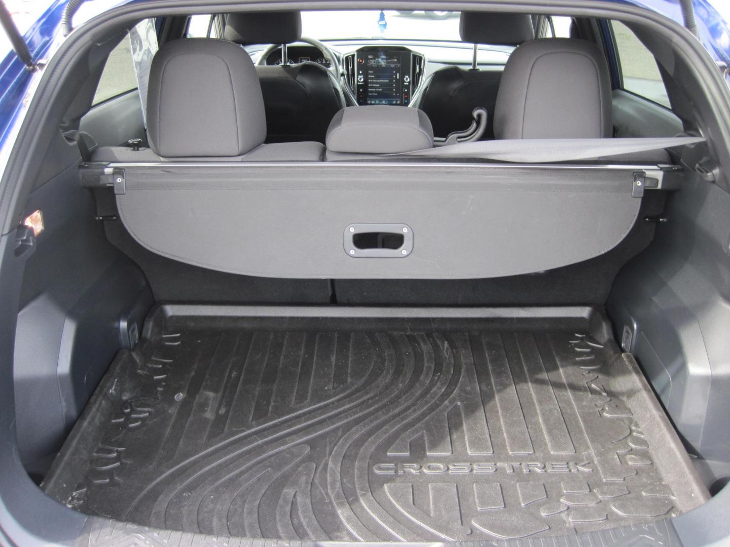 2025 blue /gray Subaru Crosstrek Sport (4S4GUHF69S3) with an 2.0L L4 DOHC 16V engine, CVT transmission, located at 9530 Old Seward Highway, Anchorage, AK, 99515, (907) 349-3343, 61.134140, -149.865570 - LOW MILES ON THIS 2025 SUBARU CROSSTREDK SPORT COME TAKE A TEST DRIVE- Photo#4