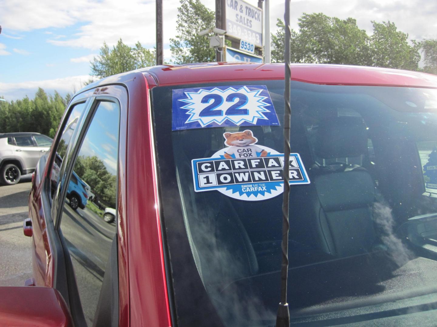 2022 RED /black Ford F-150 Lariat SuperCrew 4WD (1FTFW1E82NK) with an 3.5L V6 DOHC 24V engine, 6A transmission, located at 9530 Old Seward Highway, Anchorage, AK, 99515, (907) 349-3343, 61.134140, -149.865570 - LOW MILES ON THIS 2022 FORD F150 LARIAT WITH FX OFF ROAD PACKAGE, COME TAKE A TEST DRIVE- Photo#3