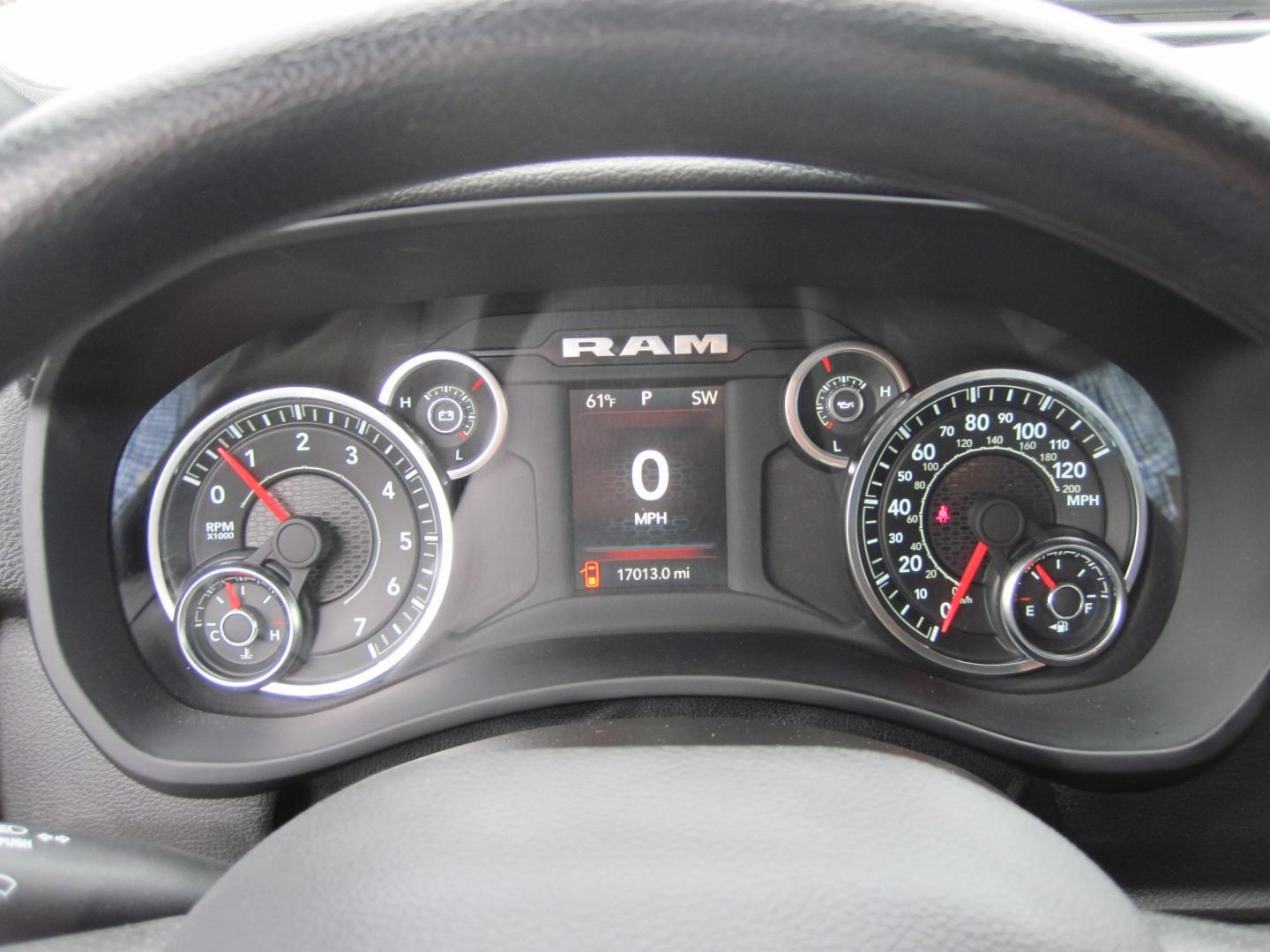 2024 white /gray RAM 2500 Tradesman Crew Cab 4WD (3C6UR5HJ2RG) with an 6.4L V8 engine, AUTOMATIC transmission, located at 9530 Old Seward Highway, Anchorage, AK, 99515, (907) 349-3343, 61.134140, -149.865570 - LOW MILES ON THIS 2024 RAM 2500 TRADESMAN- Photo#15