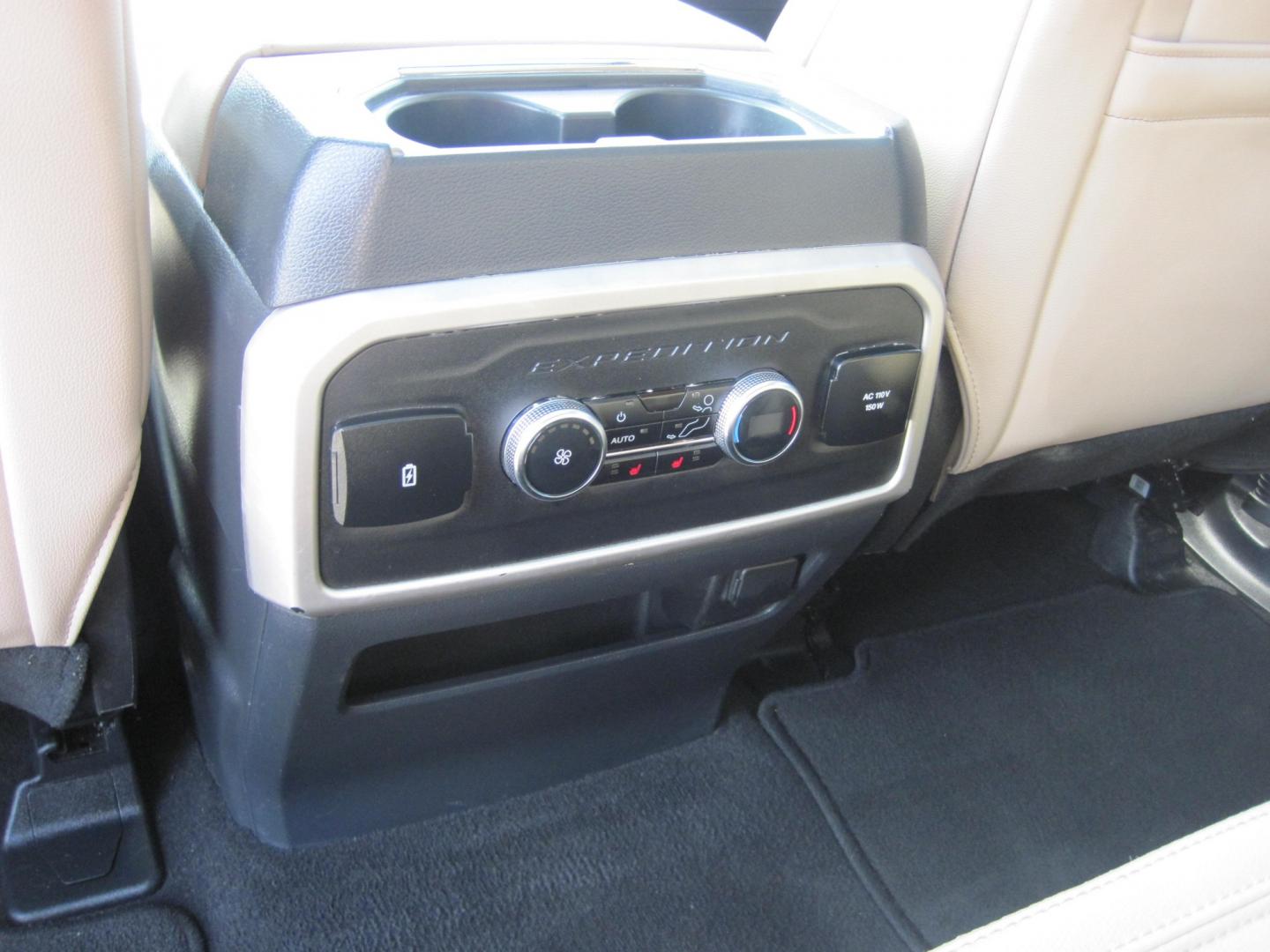 2024 blue /black Ford Expedition MAX Limited 4WD (1FMJK2A81RE) with an 3.5L V6 DOHC 24V FFV engine, 6A transmission, located at 9530 Old Seward Highway, Anchorage, AK, 99515, (907) 349-3343, 61.134140, -149.865570 - Nice 2024 Expedition Max Limited come take a test drive- Photo#14