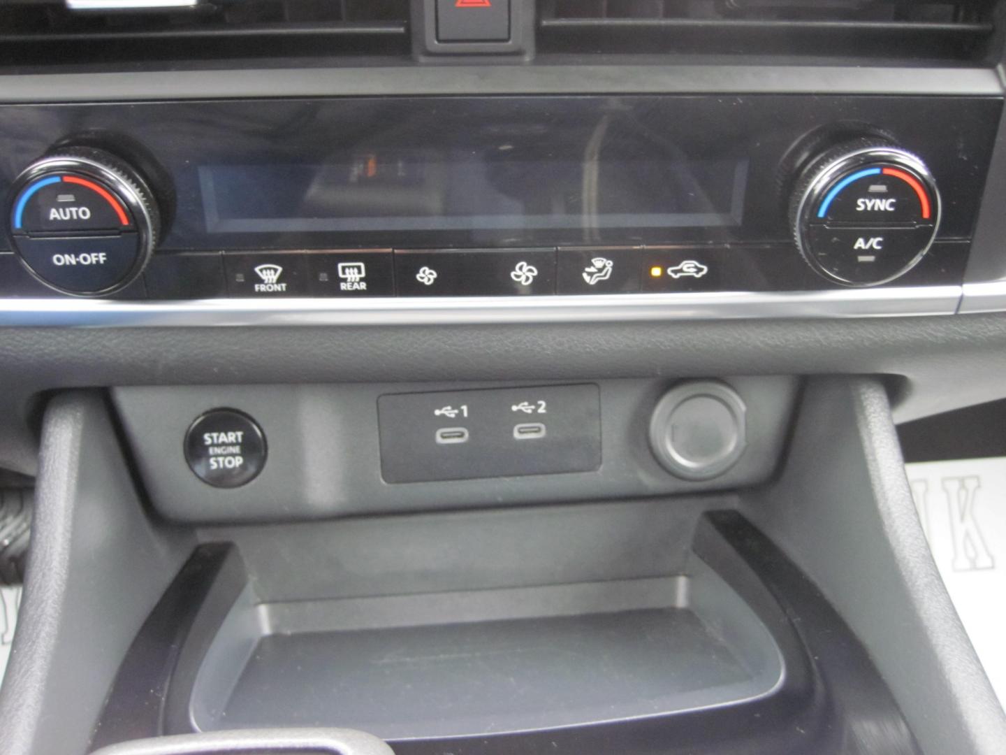 2025 black /black Nissan Rogue SV AWD (5N1BT3BB6SC) with an 2.5L L4 DOHC 16V engine, CVT transmission, located at 9530 Old Seward Highway, Anchorage, AK, 99515, (907) 349-3343, 61.134140, -149.865570- Photo#19