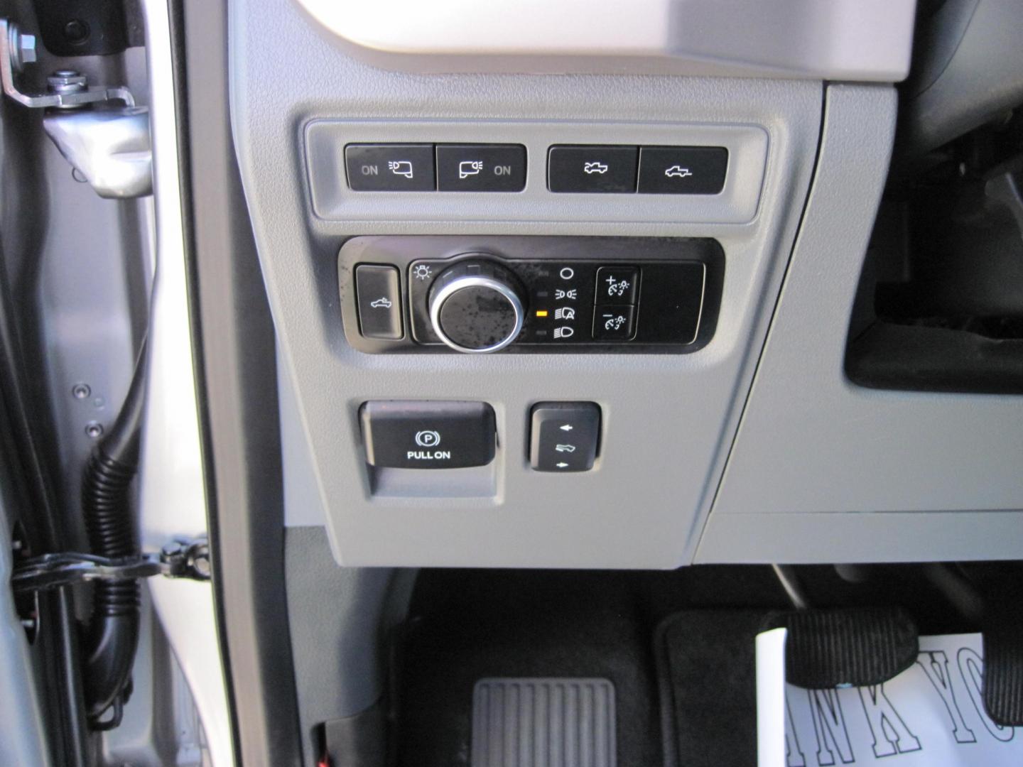 2023 silver /gray Ford F-150 Lightning Pro (1FTVW1EVXPW) with an ELECTRIC engine, AUTOMATIC transmission, located at 9530 Old Seward Highway, Anchorage, AK, 99515, (907) 349-3343, 61.134140, -149.865570 - LOW MILES ON THIS 2023 FORD F150 XLT LIGHTING COME TAKE A TEST DRIVE- Photo#26