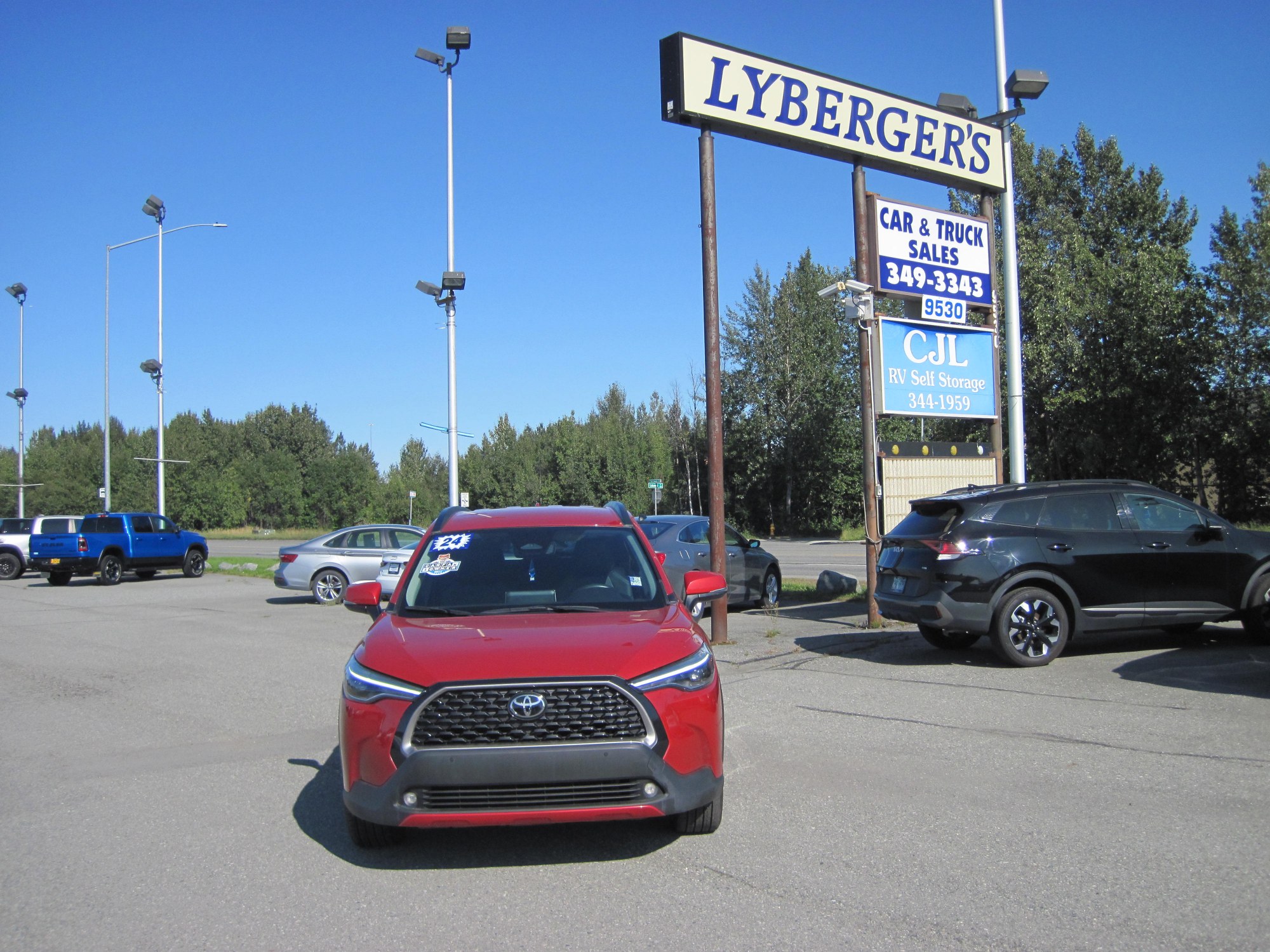 photo of 2024 Toyota Corolla Cross XLE AWD