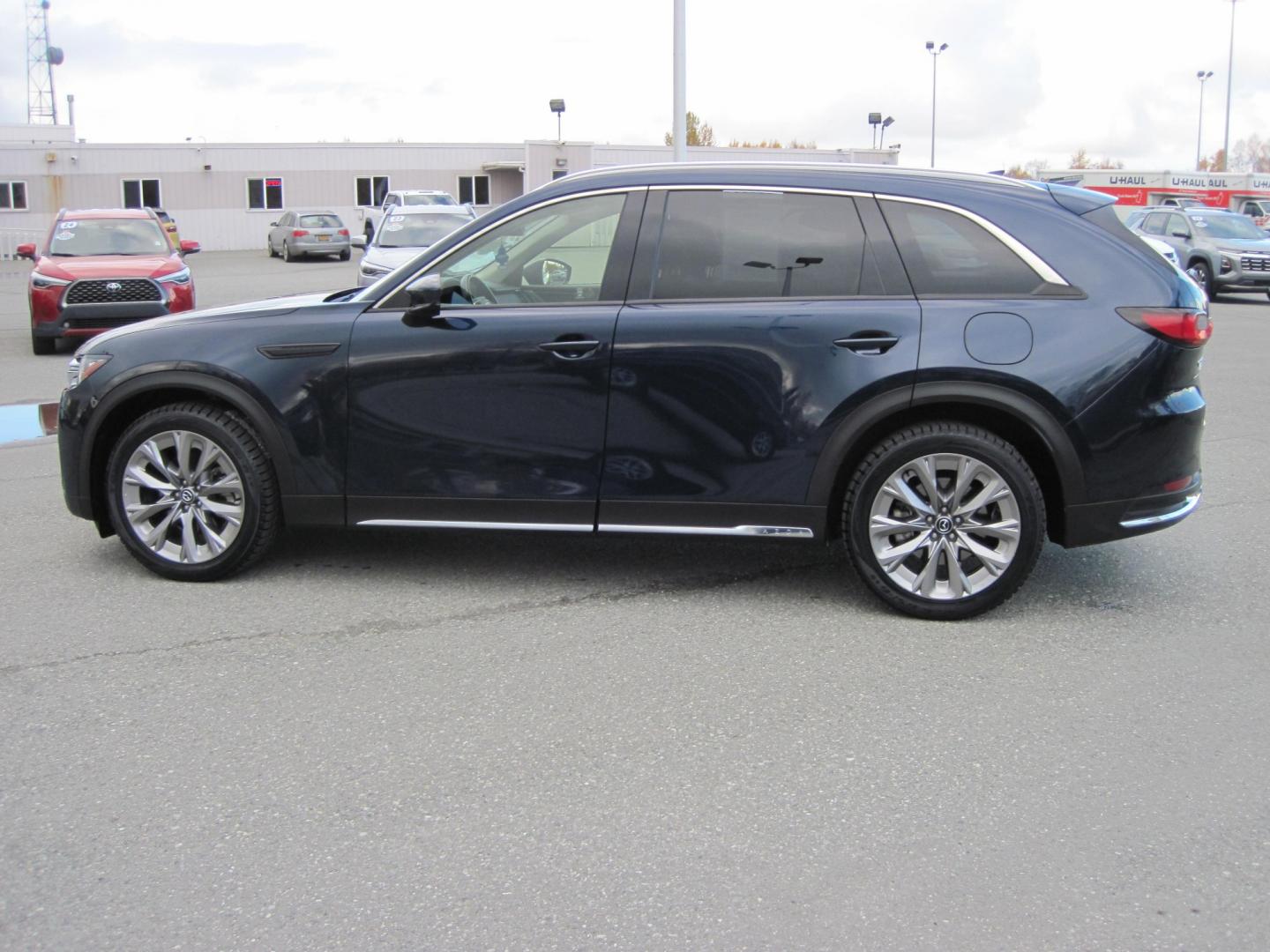2024 blue /BLACK Mazda CX-90 Premium (JM3KKDHD6R1) with an 3.3L V6 DOHC 24V HYBRID engine, 8A transmission, located at 9530 Old Seward Highway, Anchorage, AK, 99515, (907) 349-3343, 61.134140, -149.865570 - NICE 2024 MAZDA CX-90 PREMIUM AWD COME TAKE A TEST DRIVE- Photo#7
