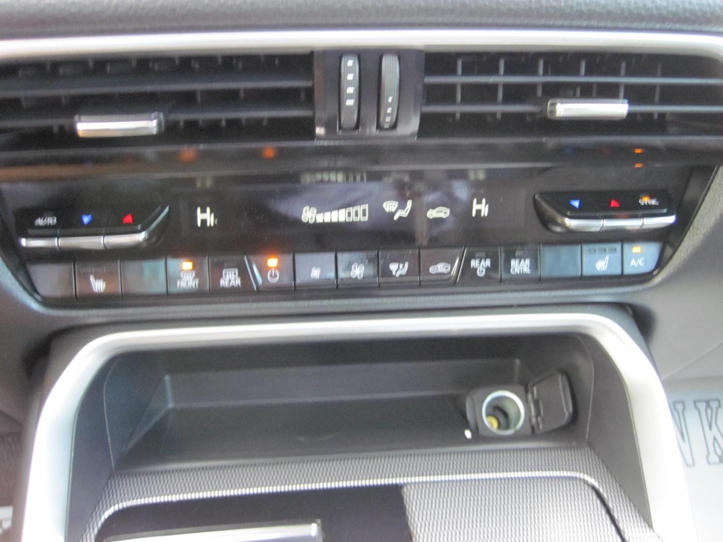 2024 blue /BLACK Mazda CX-90 Premium (JM3KKDHD6R1) with an 3.3L V6 DOHC 24V HYBRID engine, 8A transmission, located at 9530 Old Seward Highway, Anchorage, AK, 99515, (907) 349-3343, 61.134140, -149.865570 - NICE 2024 MAZDA CX-90 PREMIUM AWD COME TAKE A TEST DRIVE- Photo#21