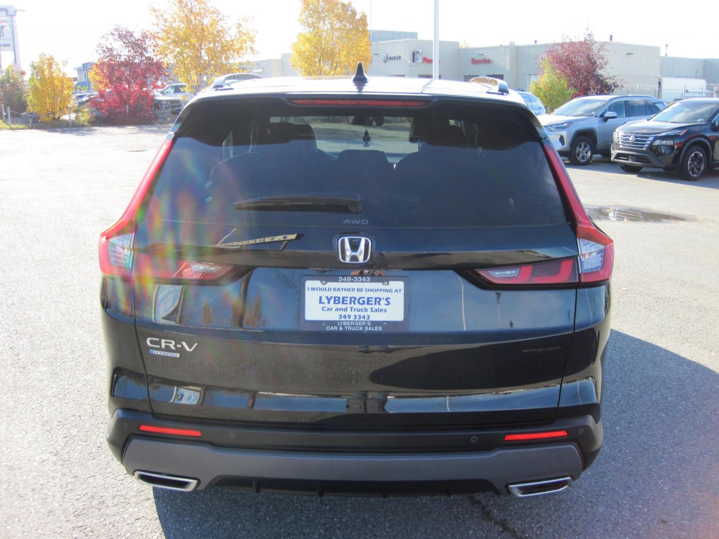 2025 black /black Honda CR-V Hybrid Sport-L AWD (5J6RS6H89SL) with an 2.0L L4 DOHC 16V HYBRID engine, CVT transmission, located at 9530 Old Seward Highway, Anchorage, AK, 99515, (907) 349-3343, 61.134140, -149.865570 - Low miles on this 2025 Honda CRV come take a test drive- Photo#4